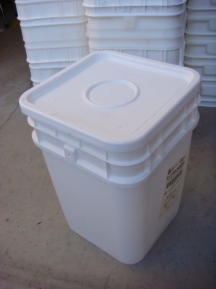 4-gallon-bucket